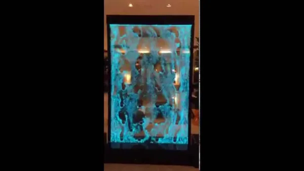 VIDEO BUBBLE WALL AT HOLIDAY INN PORT OF MIAMI-CUSTOM WATER WALL FEATURE